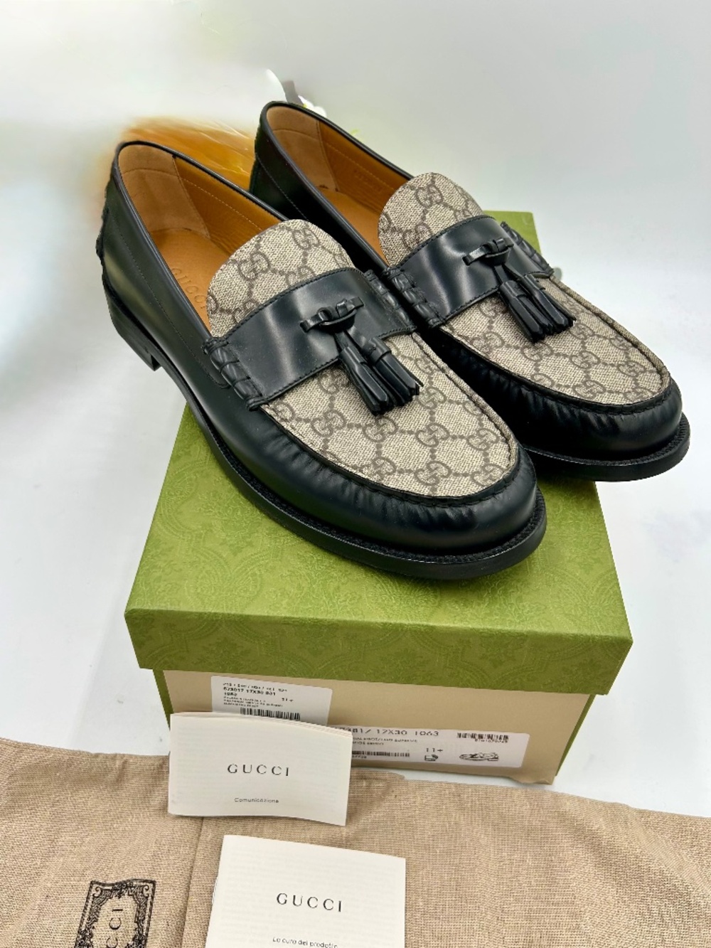 Men’s Gucci GG Supreme Loafers. Size 11.5.(fits 12 US.)  Made in Italy